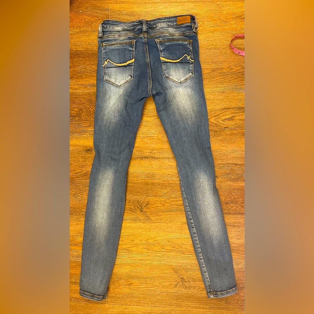 Maripily Skinny jeans size 5 or small. - Picture 2 of 9